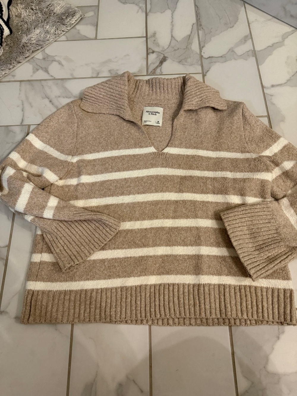 Abercrombie & Fitch Tan and Cream Striped V-Neck Sweater